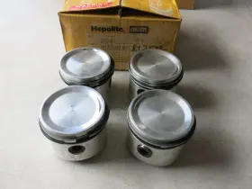 Ry2572 Ae 20345 Engine Piston Set Std Fits 1970-1973 Mitsubishi 1600 Galant