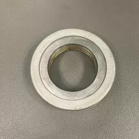 13561000700 Alfa Romeo 2000 Sprint / Spider 1958-62 - Cast Iron T/o Bearing #2