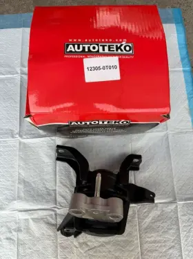 Auto Teko 902048175588 2009-2013 Toyota Engine Mount For Corolla Prius