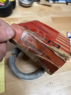 B8e-6337-aa Ford Nos 1958 Edsel 410 Crankshaft Main Center Bearing E475 Engine Edf-6337-a Red
