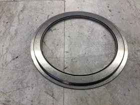 Hl3z-7c096-b Ford F-150 Mustang Expedition Ranger Oem Bearing #3