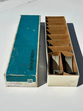 5468574 General Motors Nos Gm Main Bearing Kit 1966-75 Buick 340 350 Ci 1975 Oldsmobile V8