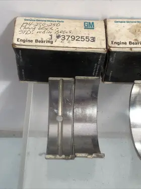 3792553 Gm Nos 1962 - 1975 Chevrolet Set Of 6 Crankshaft Main Bearings Unit #2