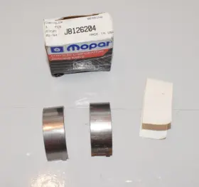 J-8126204 Jeep Nos Genuine Mopar Oem Engine Connecting Rod Bearing -c110
