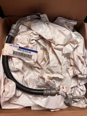 Yw4z-8c635-ab Lincoln Ls Parts