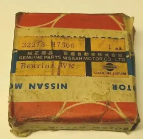 32273-h7300 Nissan Nos Main Shaft Bearing Datsun Oem