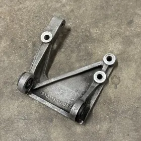 9301131110r Porsche 1975-1977 911 Turbo 930 Smog Pump Bracket Support